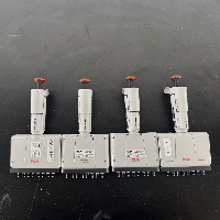 Thermo F1-ClipTip Multichannel Pipettes - Quantity 4 image 2
